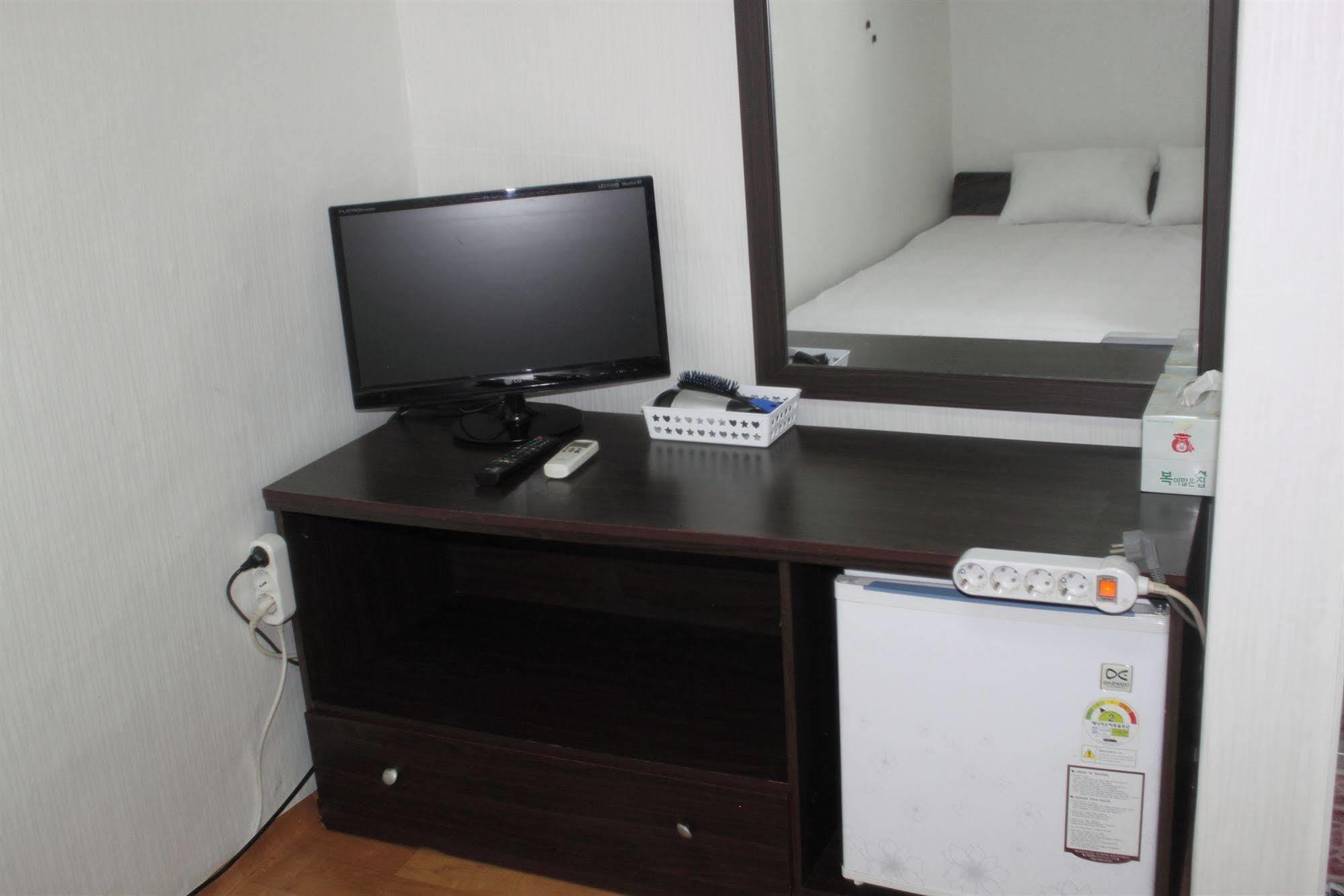 Dongdaemun Guesthouse Séoul Extérieur photo